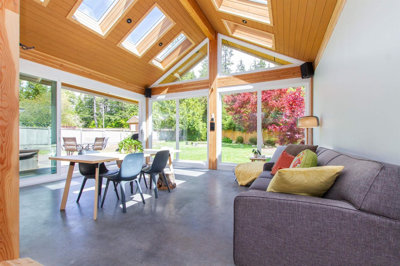 1002 Cypress Pl
