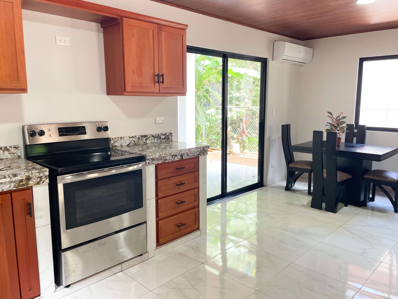 Prime Investment Opportunity: Brand-New Home in Uvita, Close to Beaches and Attractions