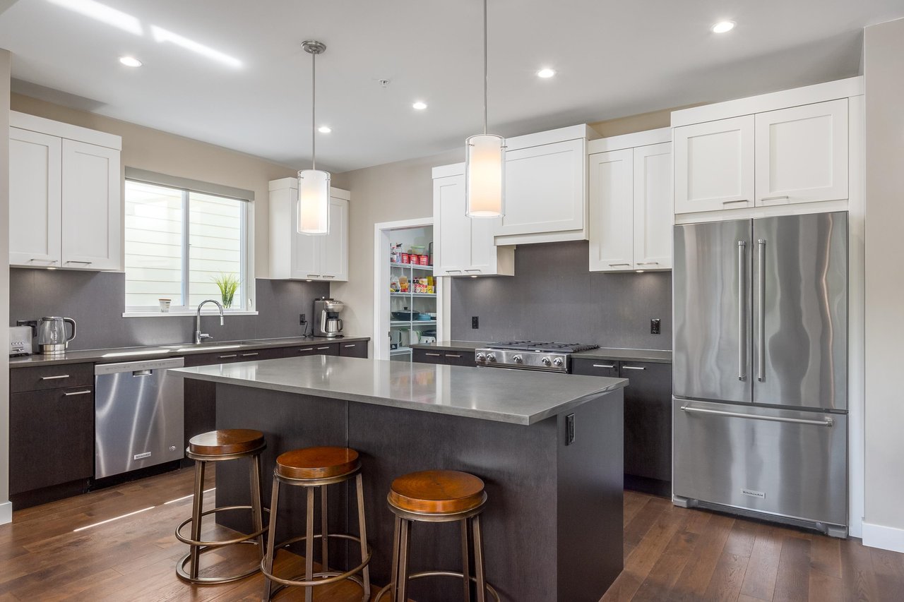 39279 Mockingbird Cres
