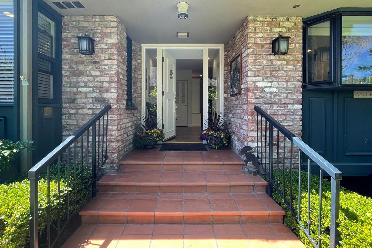 113 Del Mesa Carmel