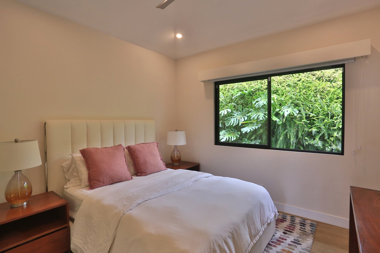 Remodeled Contemporary View Home, Escazu, San Jose