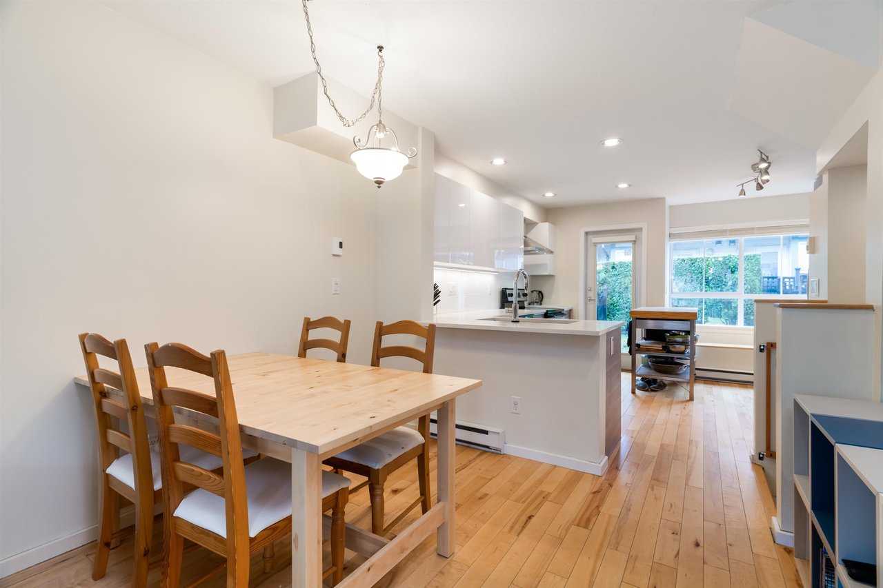7469 Magnolia Terrace