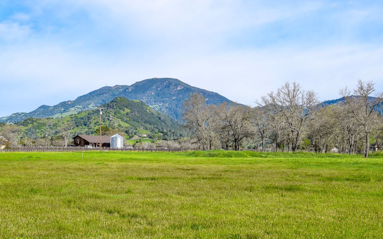 Premium One Acre Estate Site - SOLD