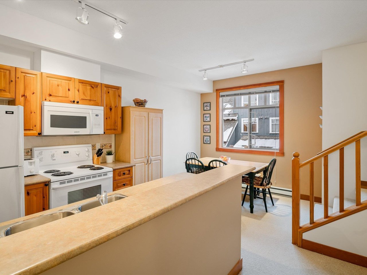 203-4405 Blackcomb Wy