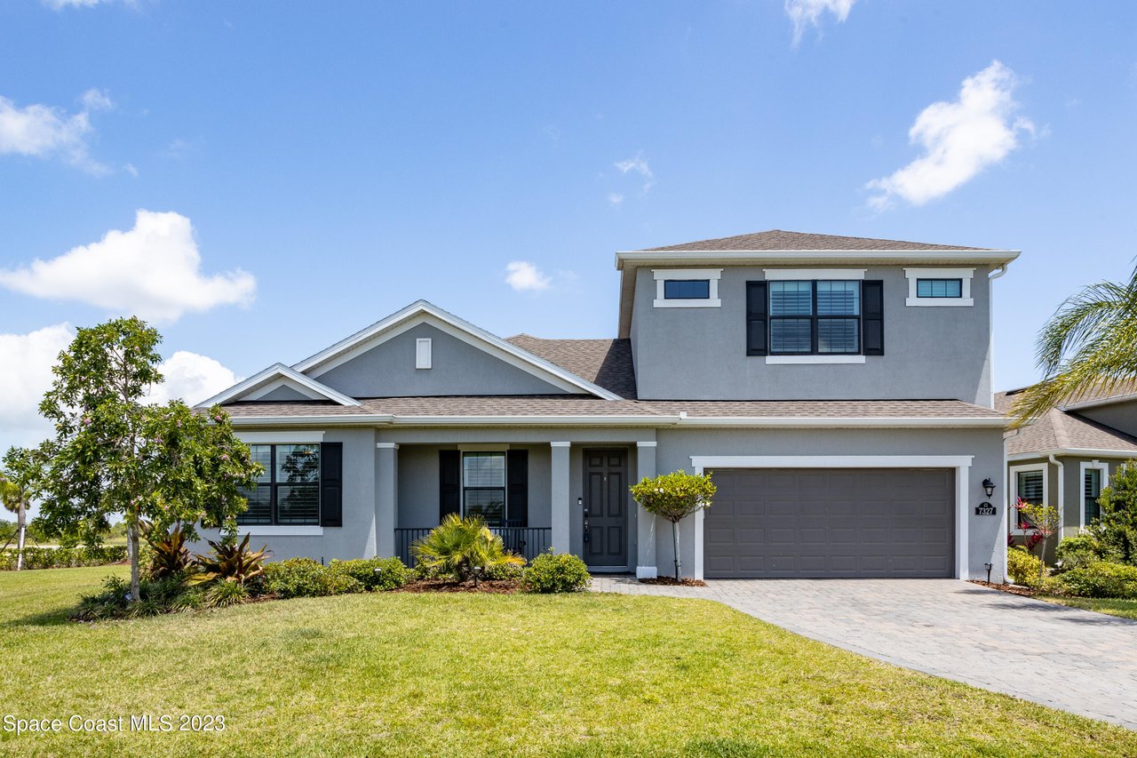 7327 Bluemink Ln