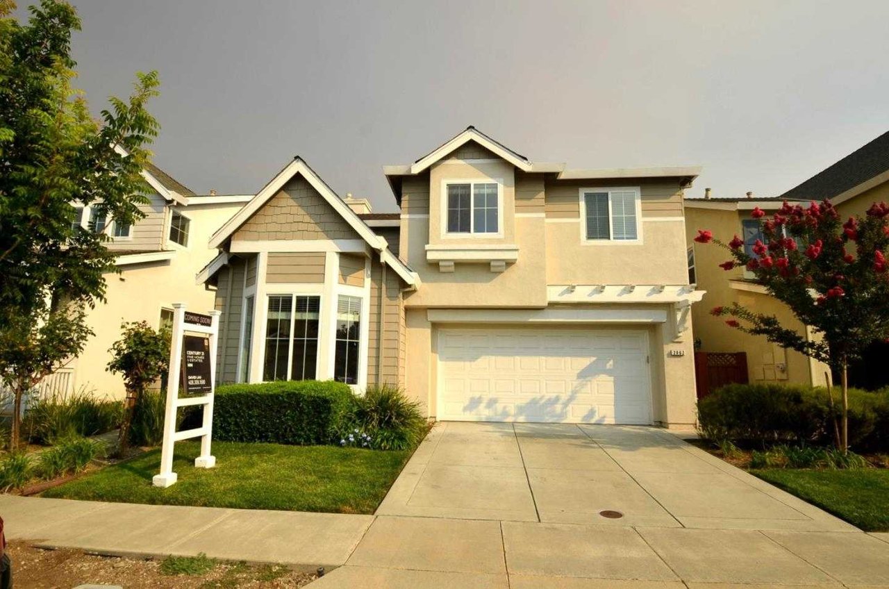2062 Croner Pl