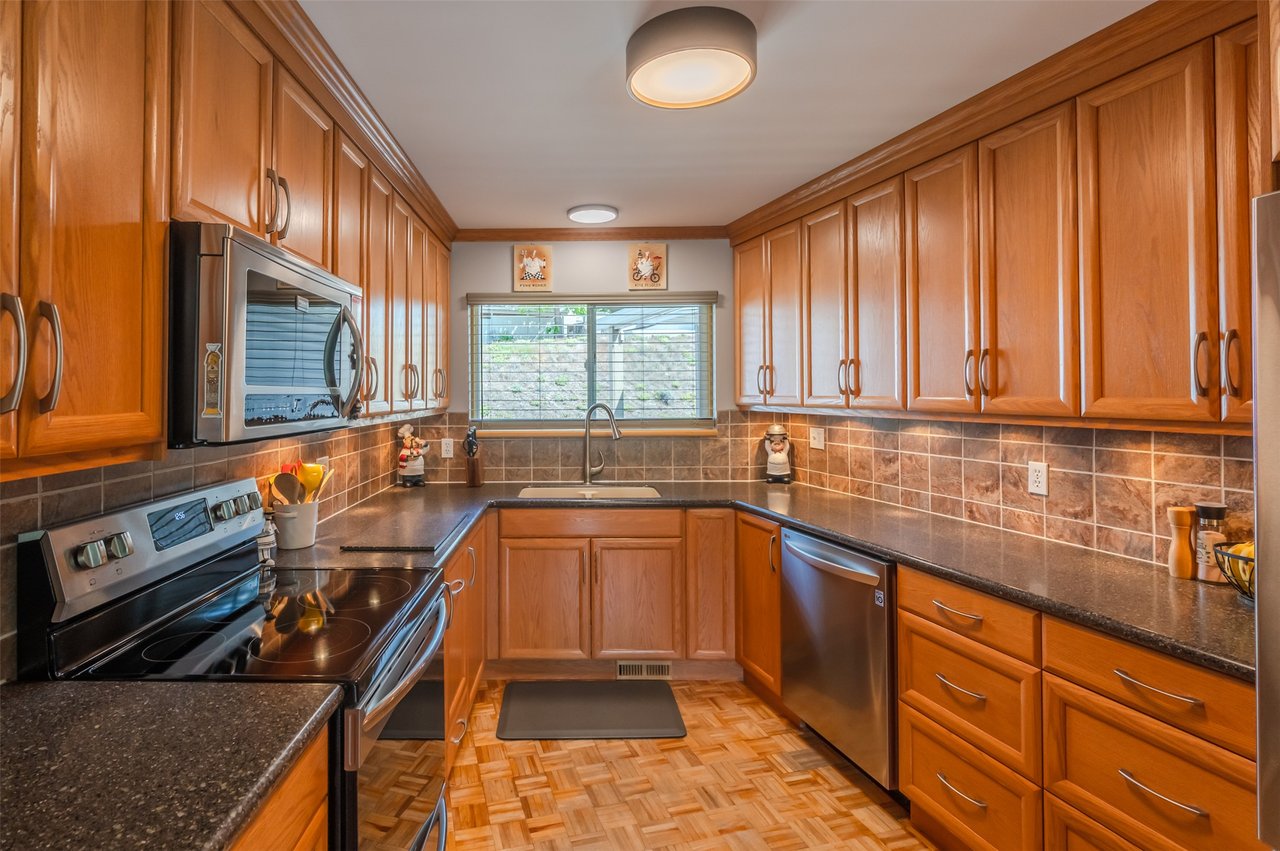 1332 Peachcliff Dr