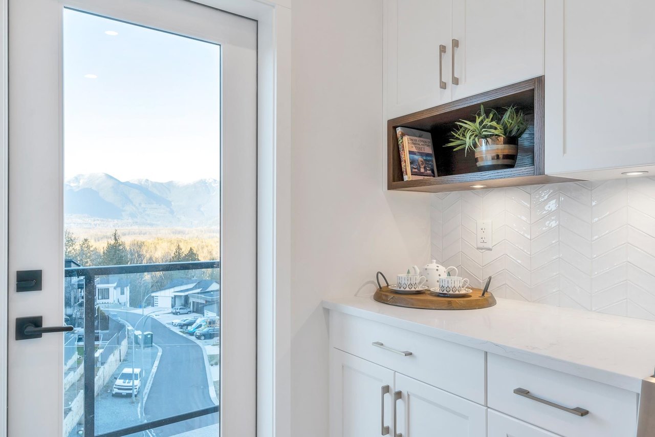 28-43998 Chilliwack Mountain Rd