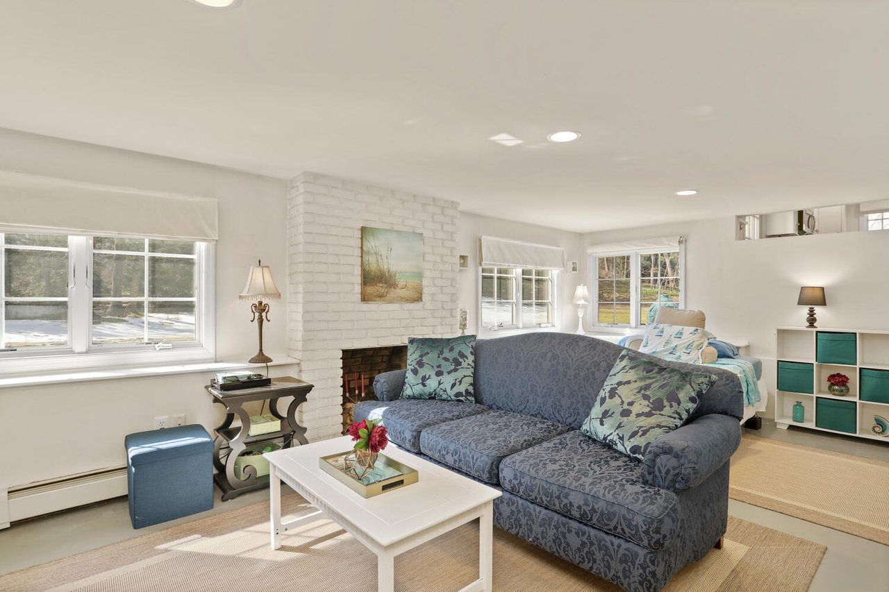 137 Long Lots Road
