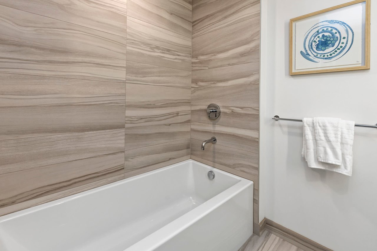 201 Folsom St #15A