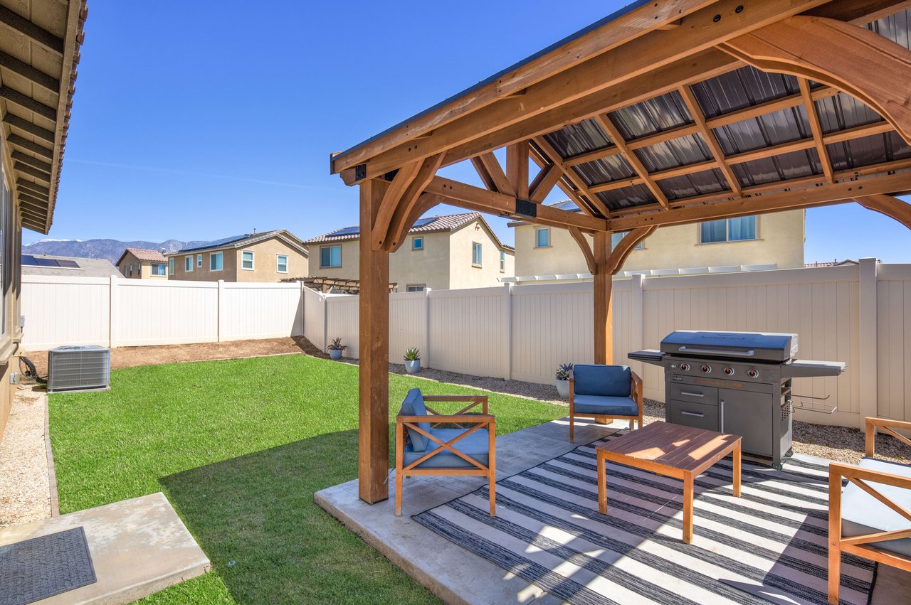 1516 Comet Ct