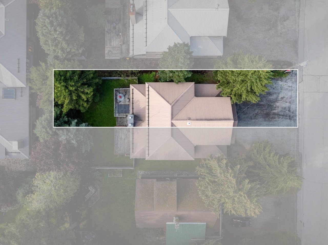 2064 Chamonix Cres