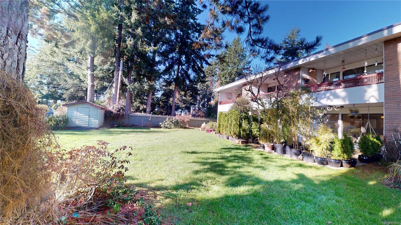 3-1956 Glenidle Rd, Sooke