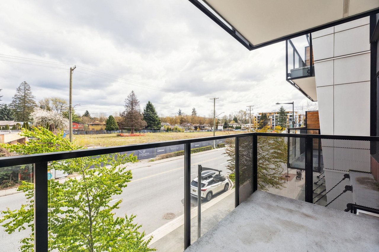 206-1496 Charlotte Rd