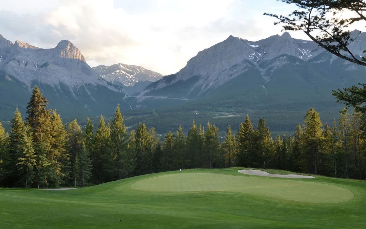 The Top Country Clubs in the Broadmoor Area