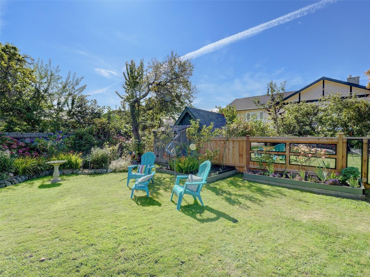 2105 Lorne Terr