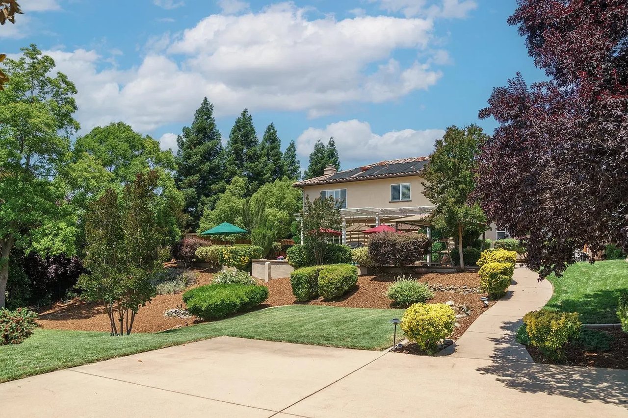 2652 Aberdeen Lane