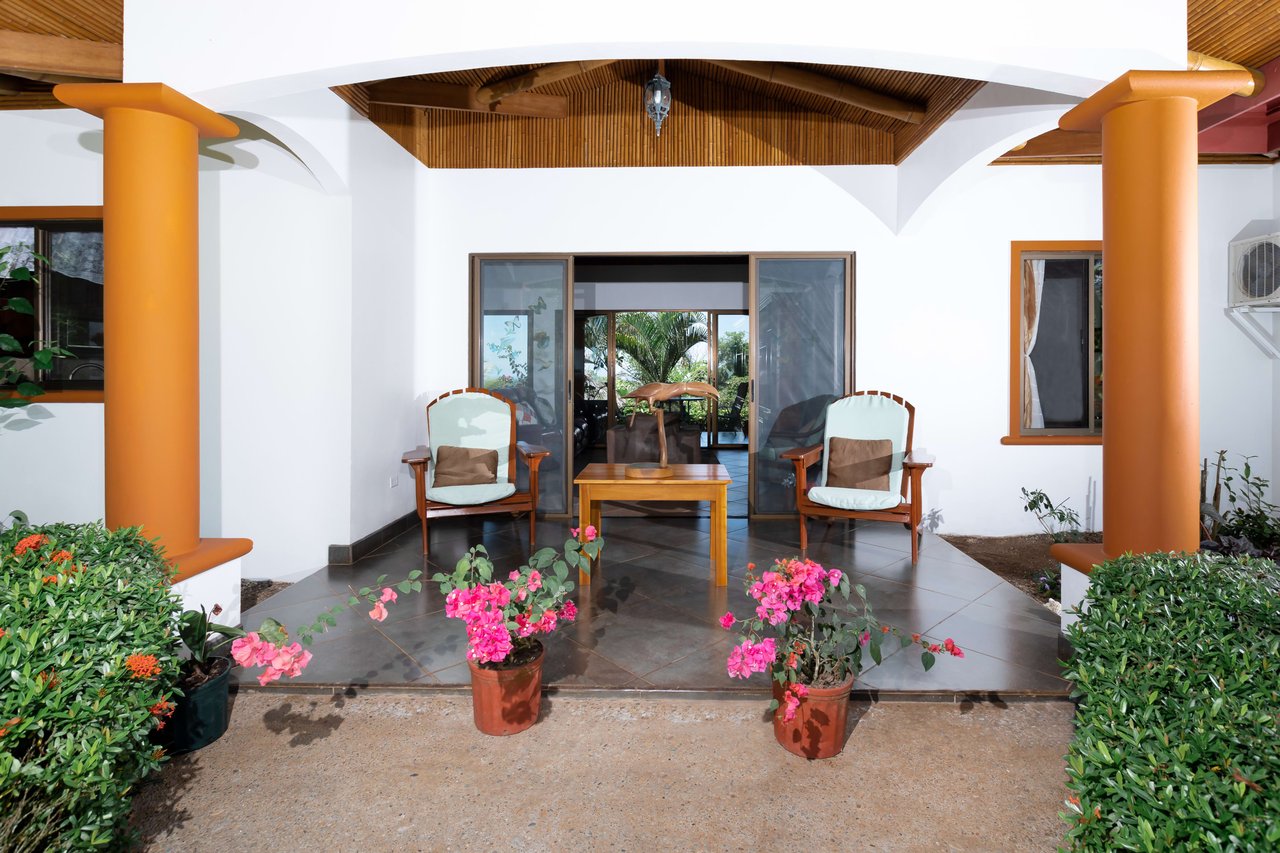 Stunning Ocean View Sanctuary Home in Chontales
