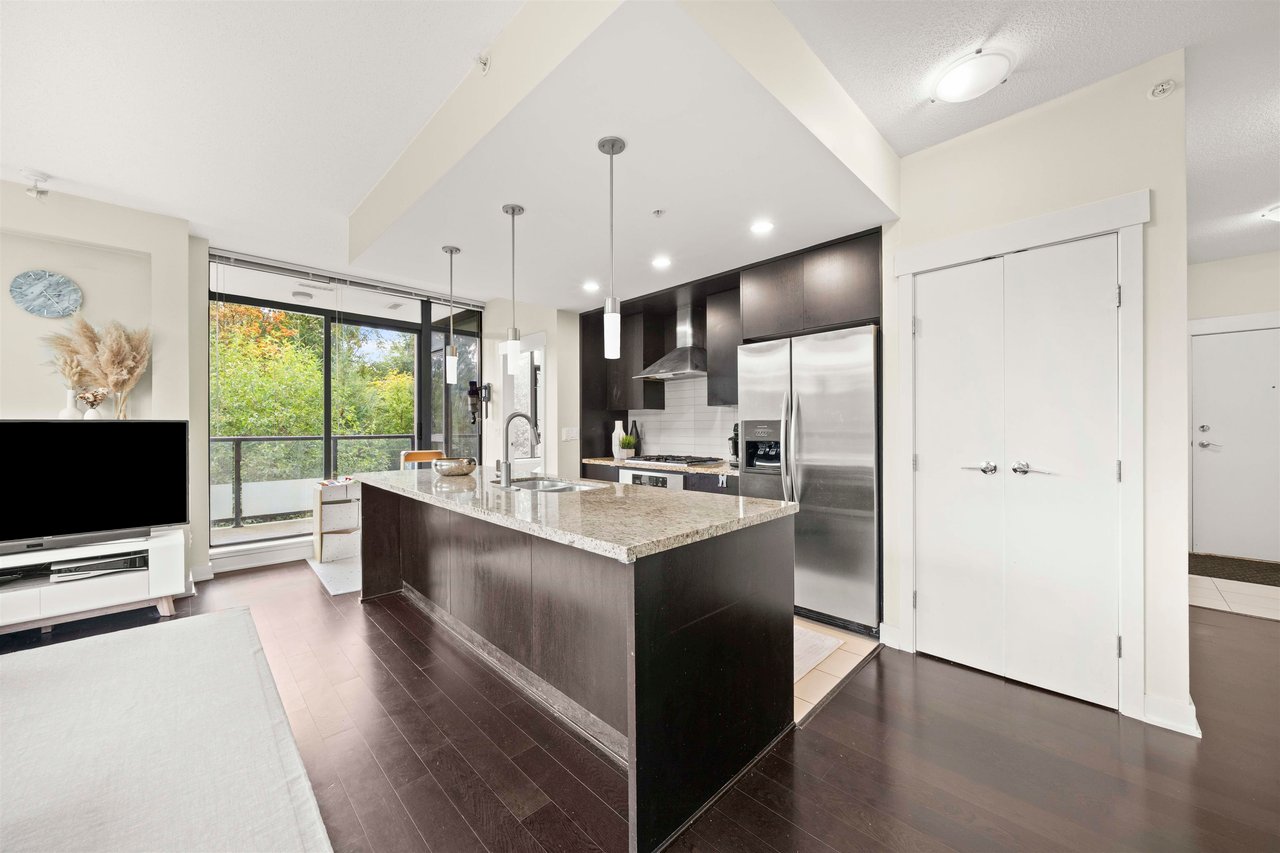 603-7088 18th Ave