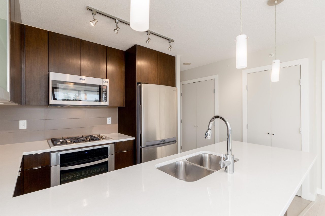 503-7325 Arcola St