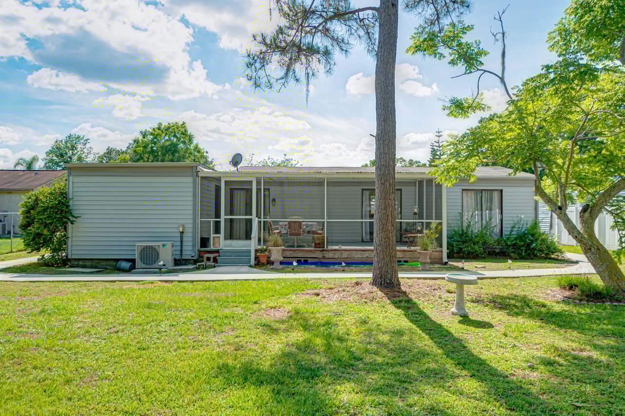 2536 MARTHA  LANE