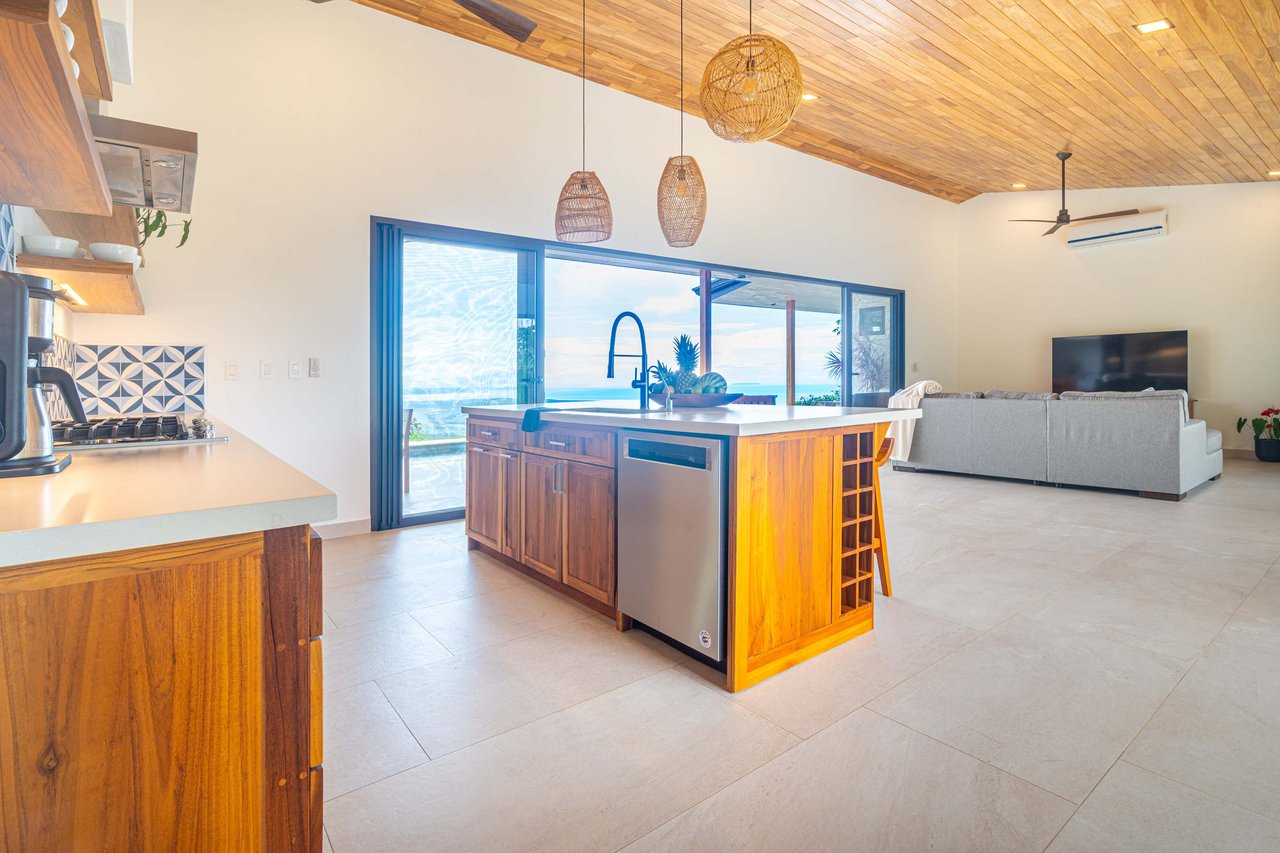 Cascada Sandalo Jaw Dropping Ocean Views!