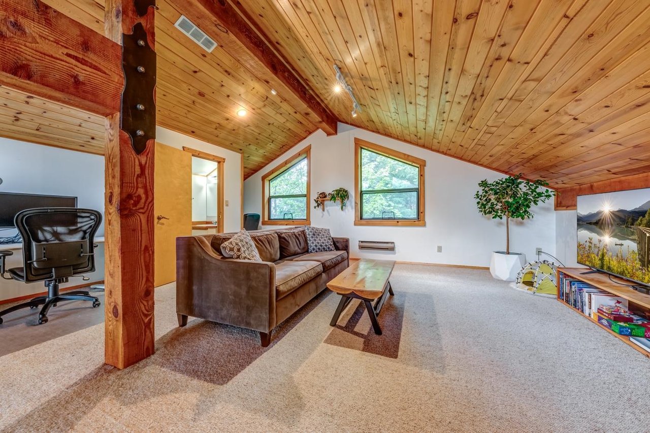 8248 Alpine Wy