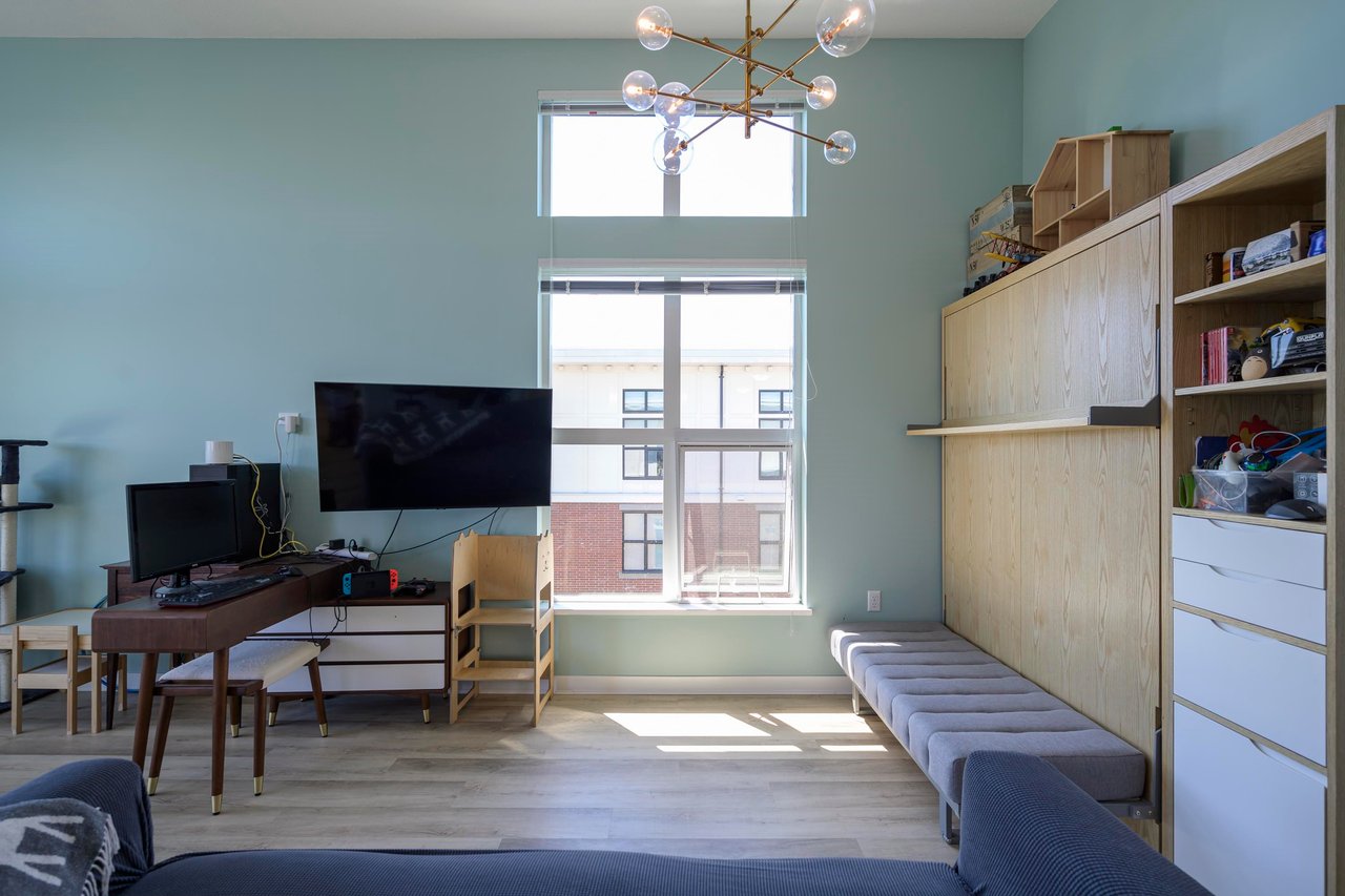 427-9500 Tomicki Avenue, Richmond
