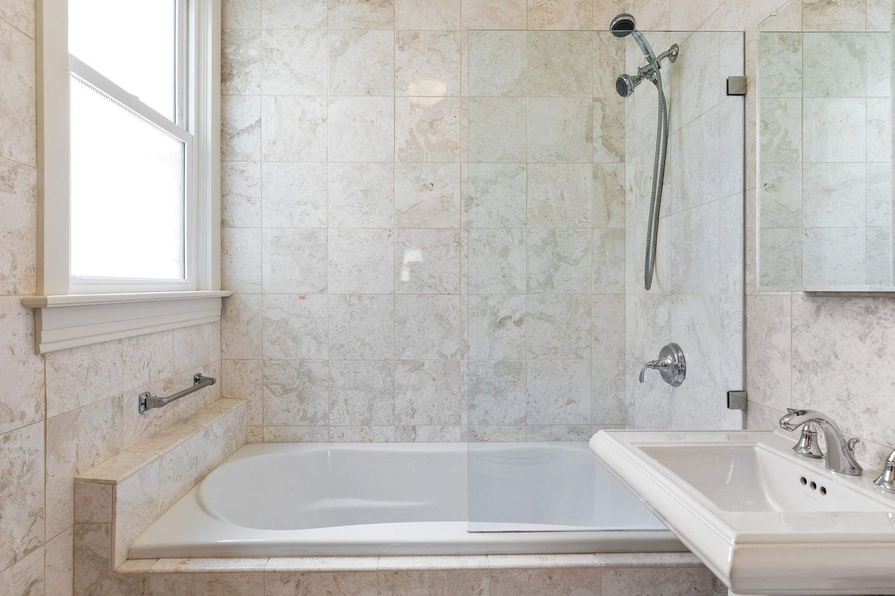 Charming Nob Hill Home