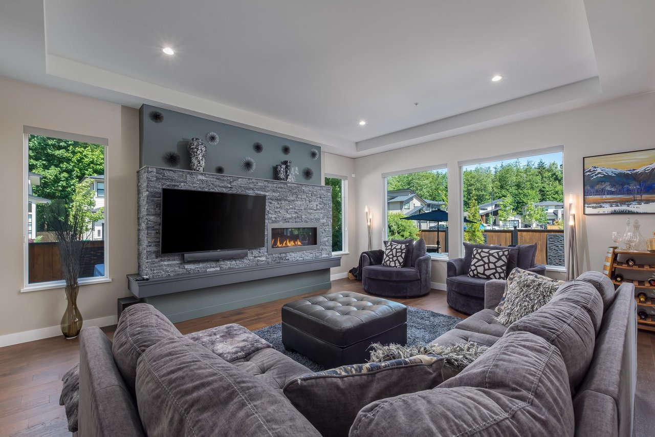 39279 Mockingbird Cres