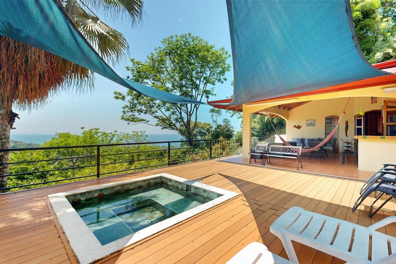 Ocean View Colonial Jungle Villa, Uvita, Puntarenas