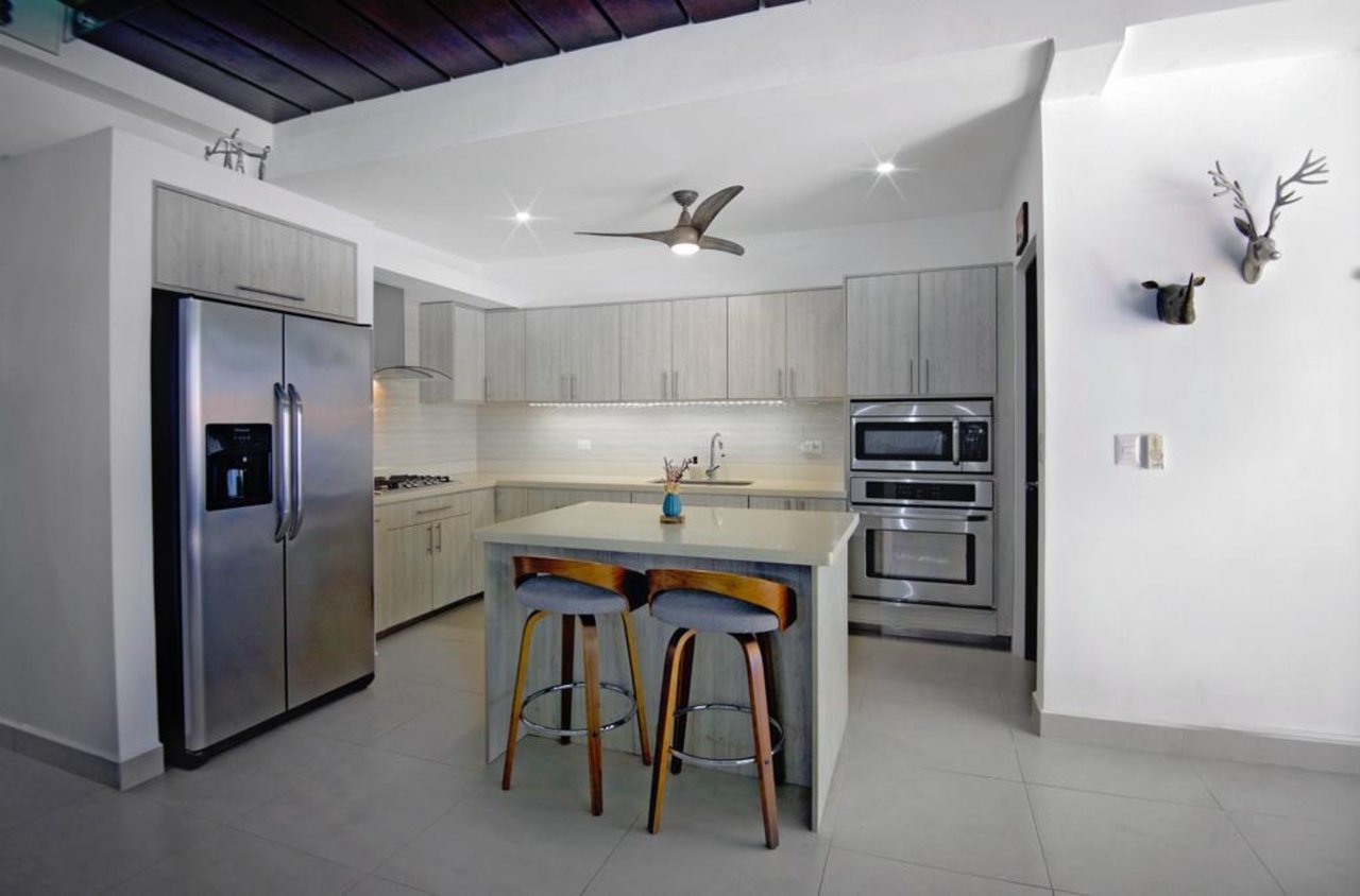 Modern Jungle Pool Villa, Jaco, Puntarenas