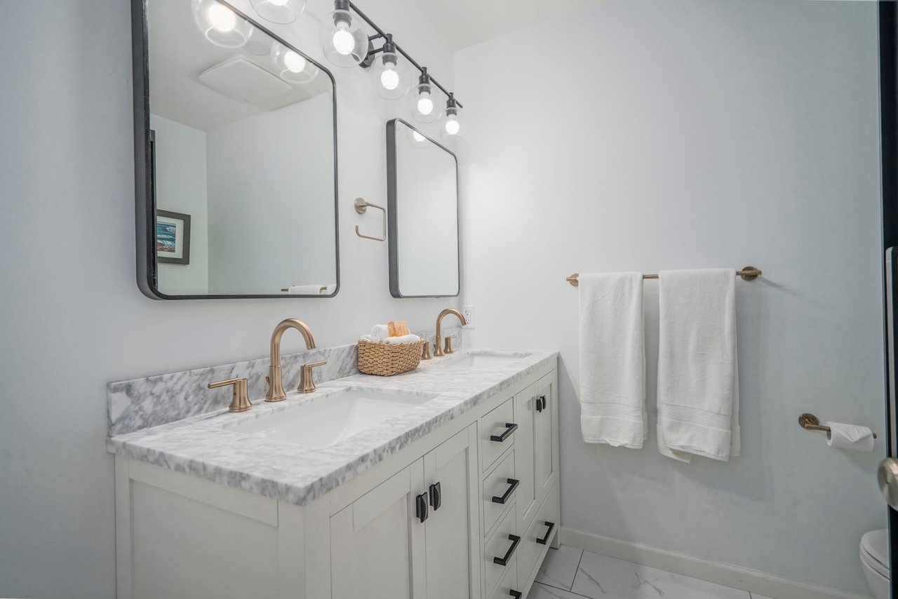 2959 Surf Cres