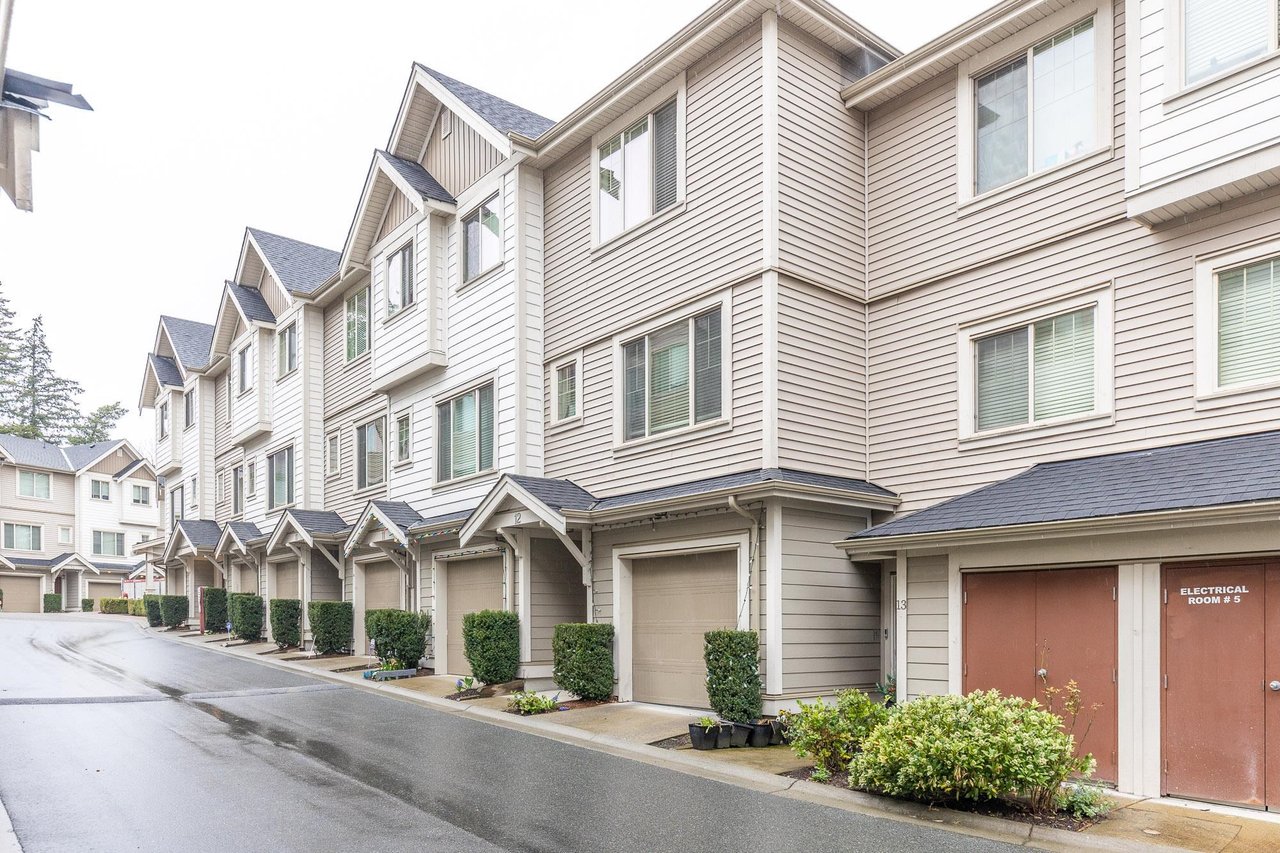 12-19097 64 Ave