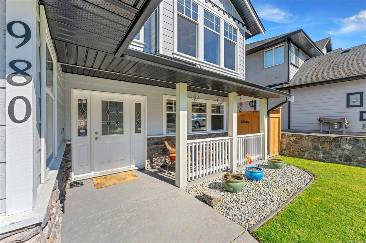 980 Wild Ridge Wy