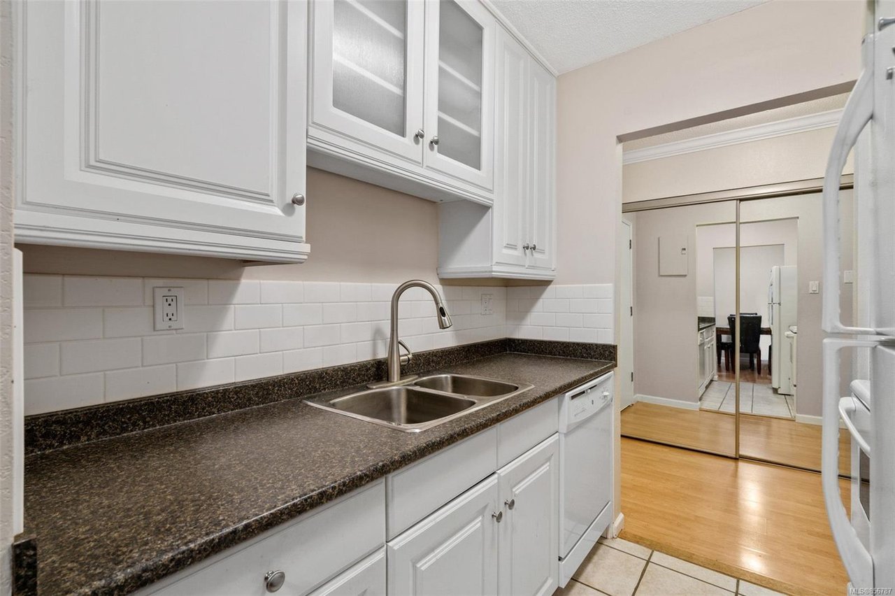 309-1870 McKenzie Ave
