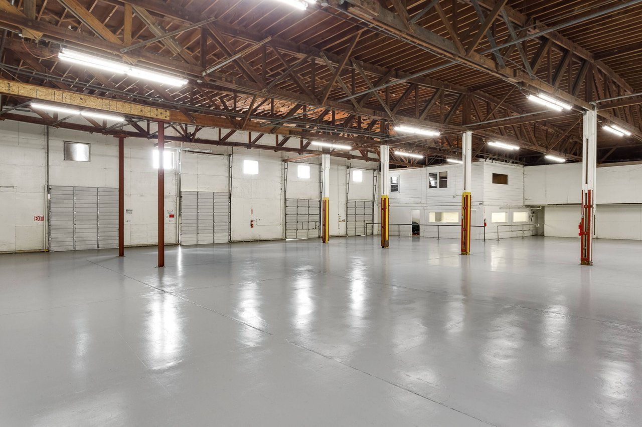 Mid-Valley Distribution/Warehousing