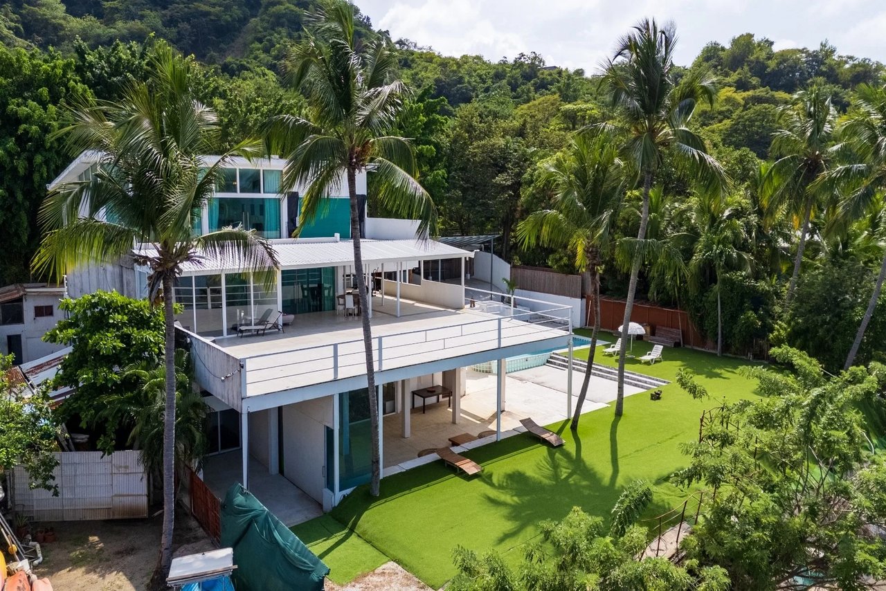 Beachfront Mixed Use Commercial Estate, Flamingo, Guanacaste