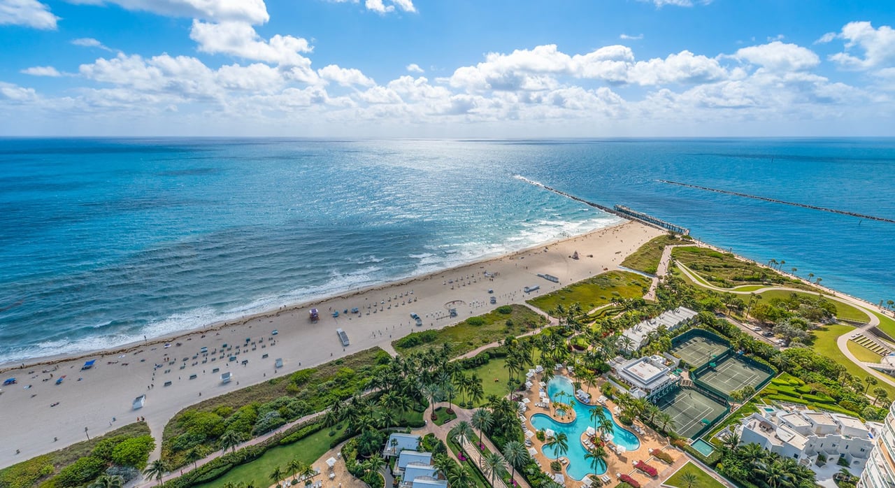 Discover Miami's Best Luxury beachfront Condo with Breathtaking Views and Exclusive Beach Club
