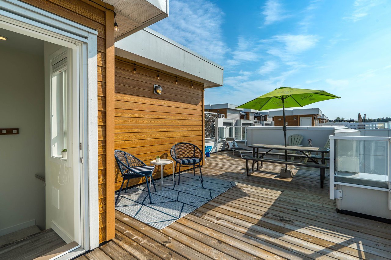 21-19628 55a Avenue, Langley