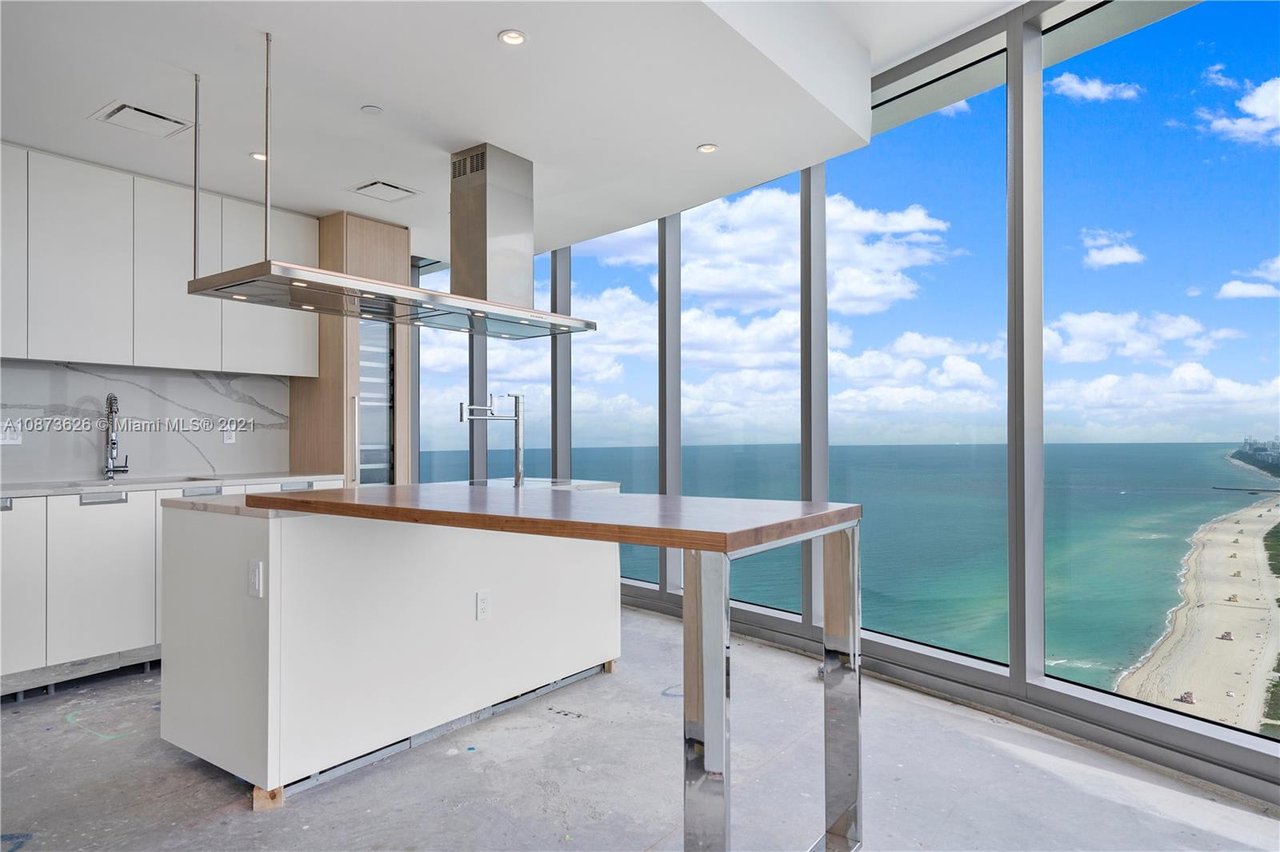 15701 Collins Ave Unit 4205
