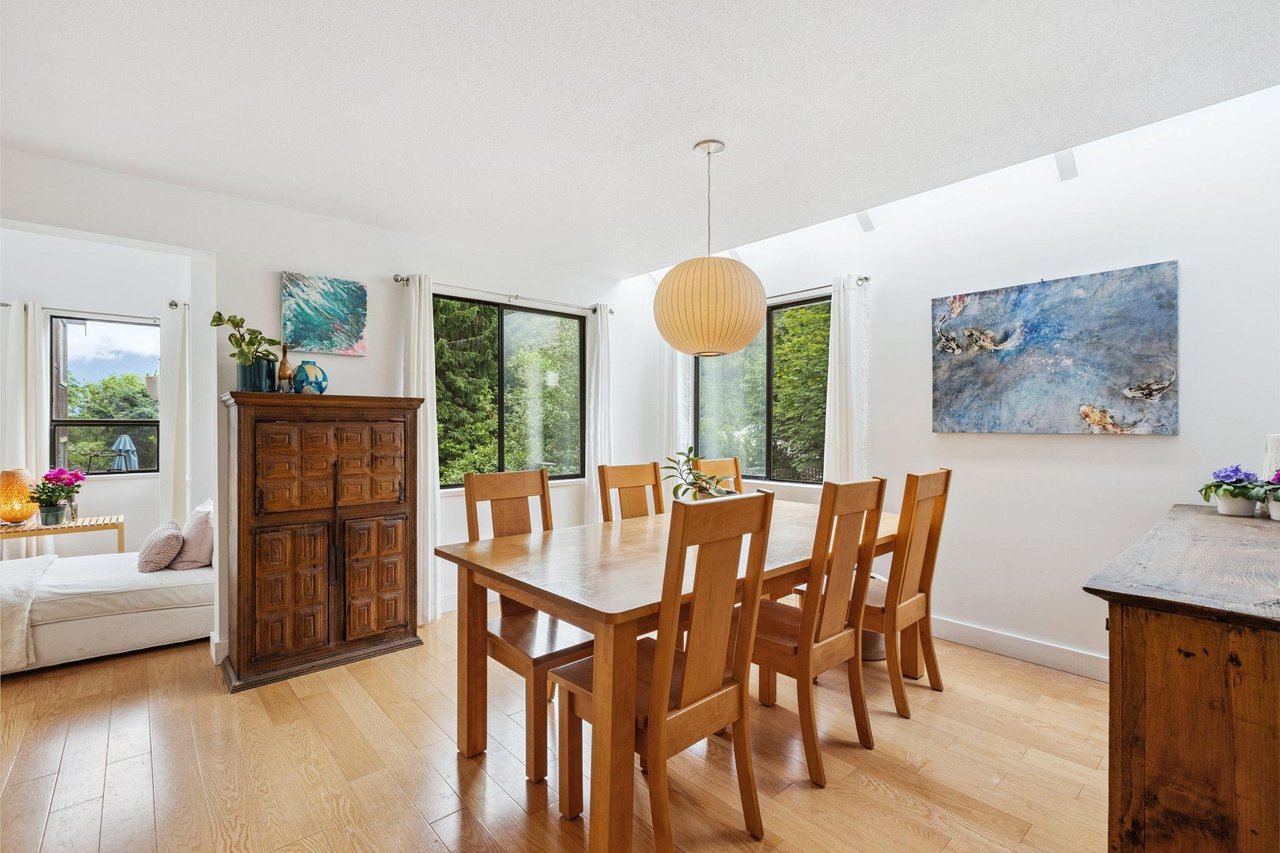 6820 Hycroft Road, West Vancouver