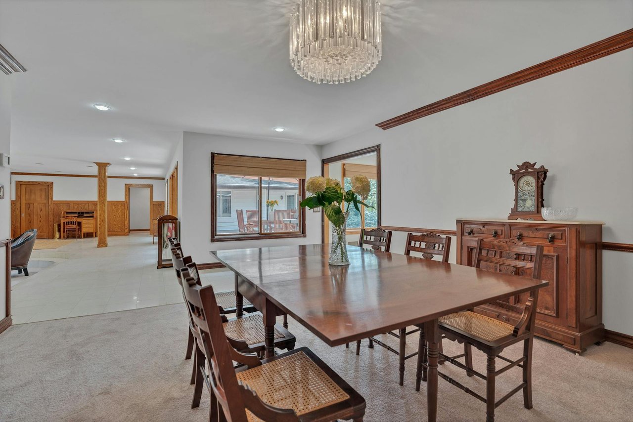 5 Charlotte Court
