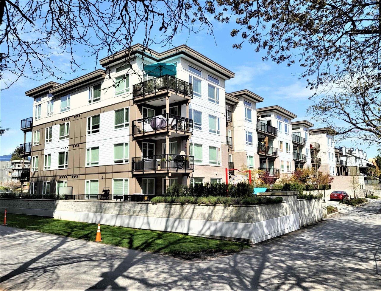416-2382 Atkins Ave