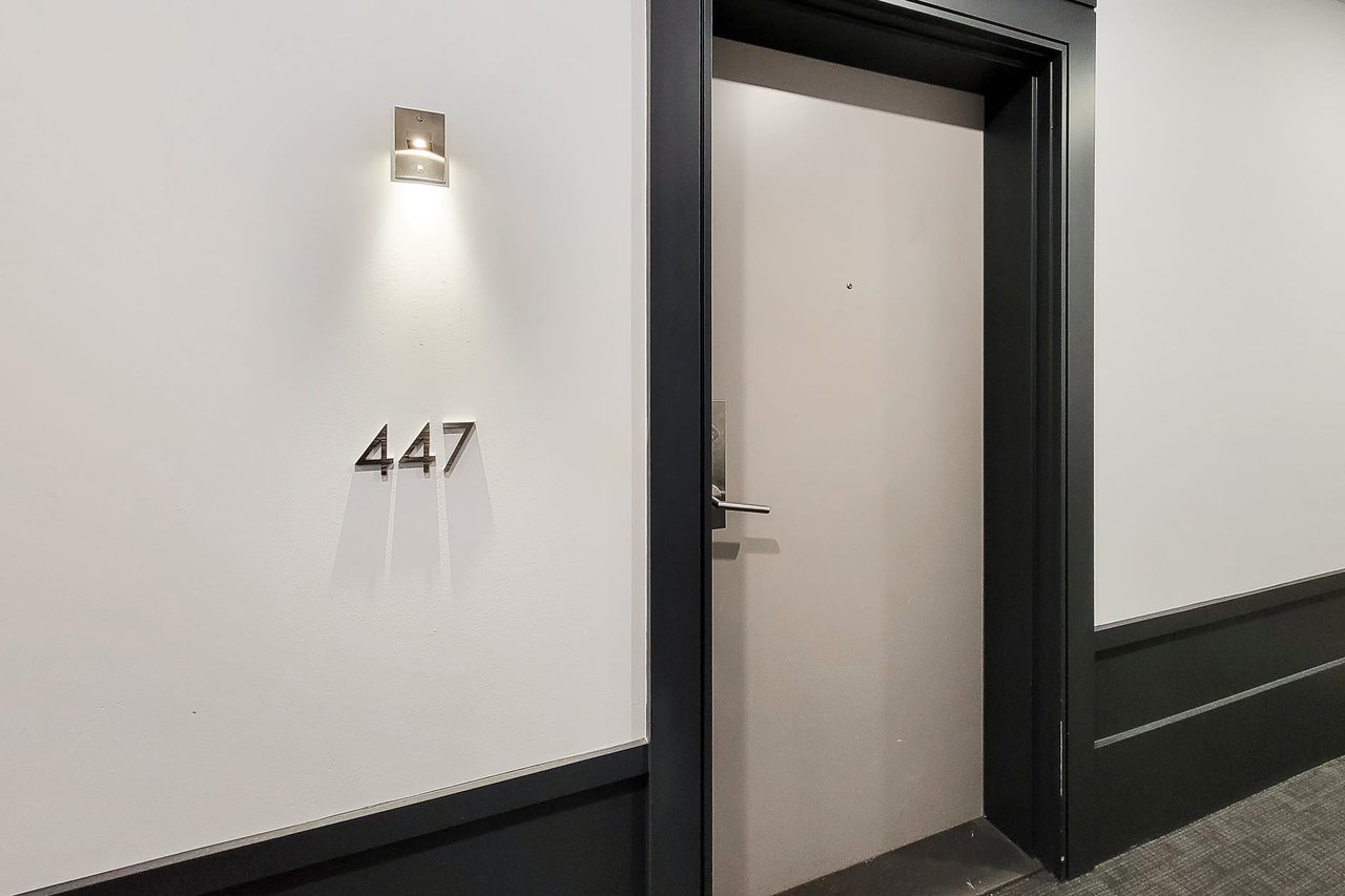 16 Concord Pl Unit: 447