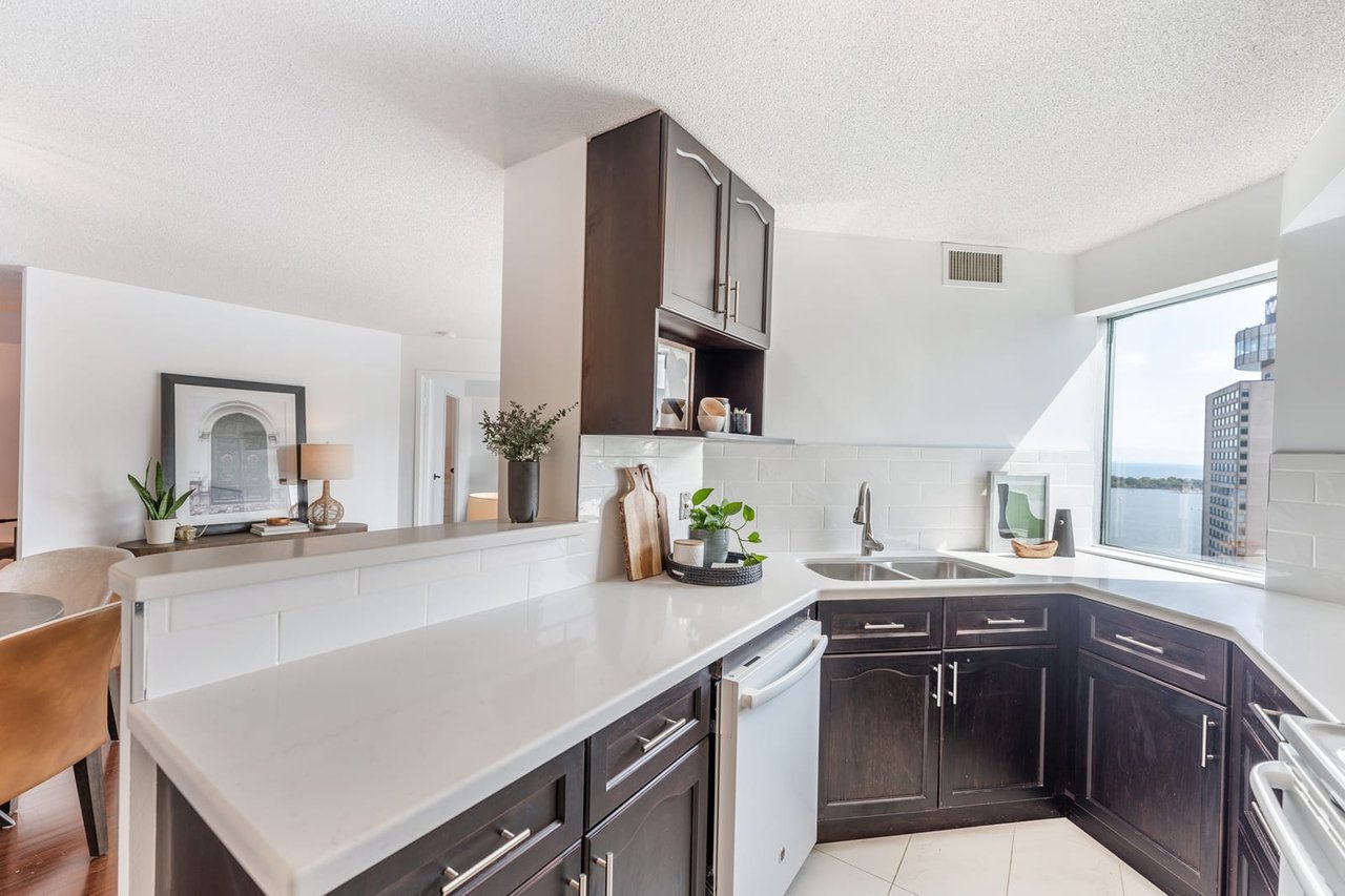 3101-10 Yonge St
