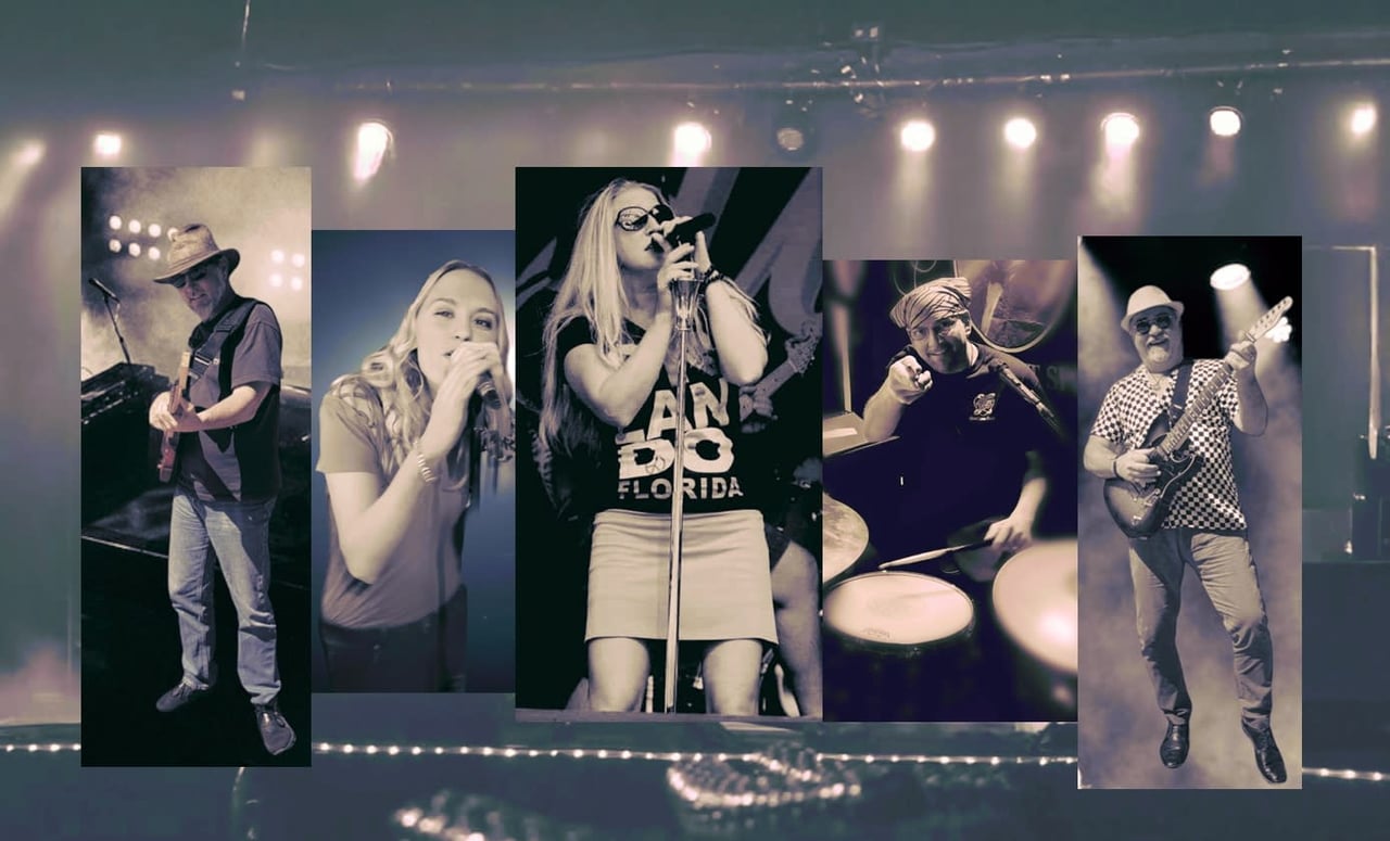 Live Music on Stage!