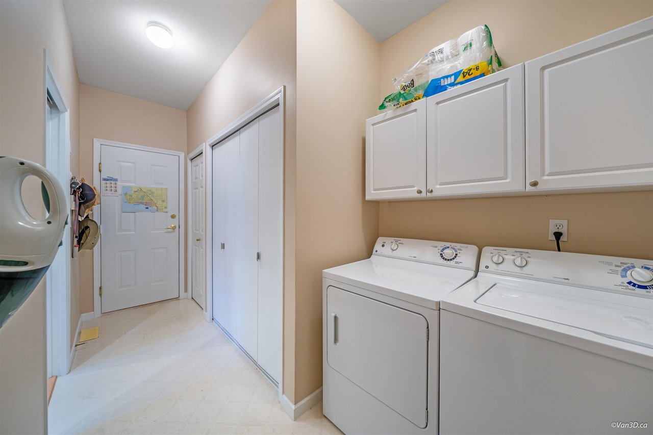 8-15168 22 Ave
