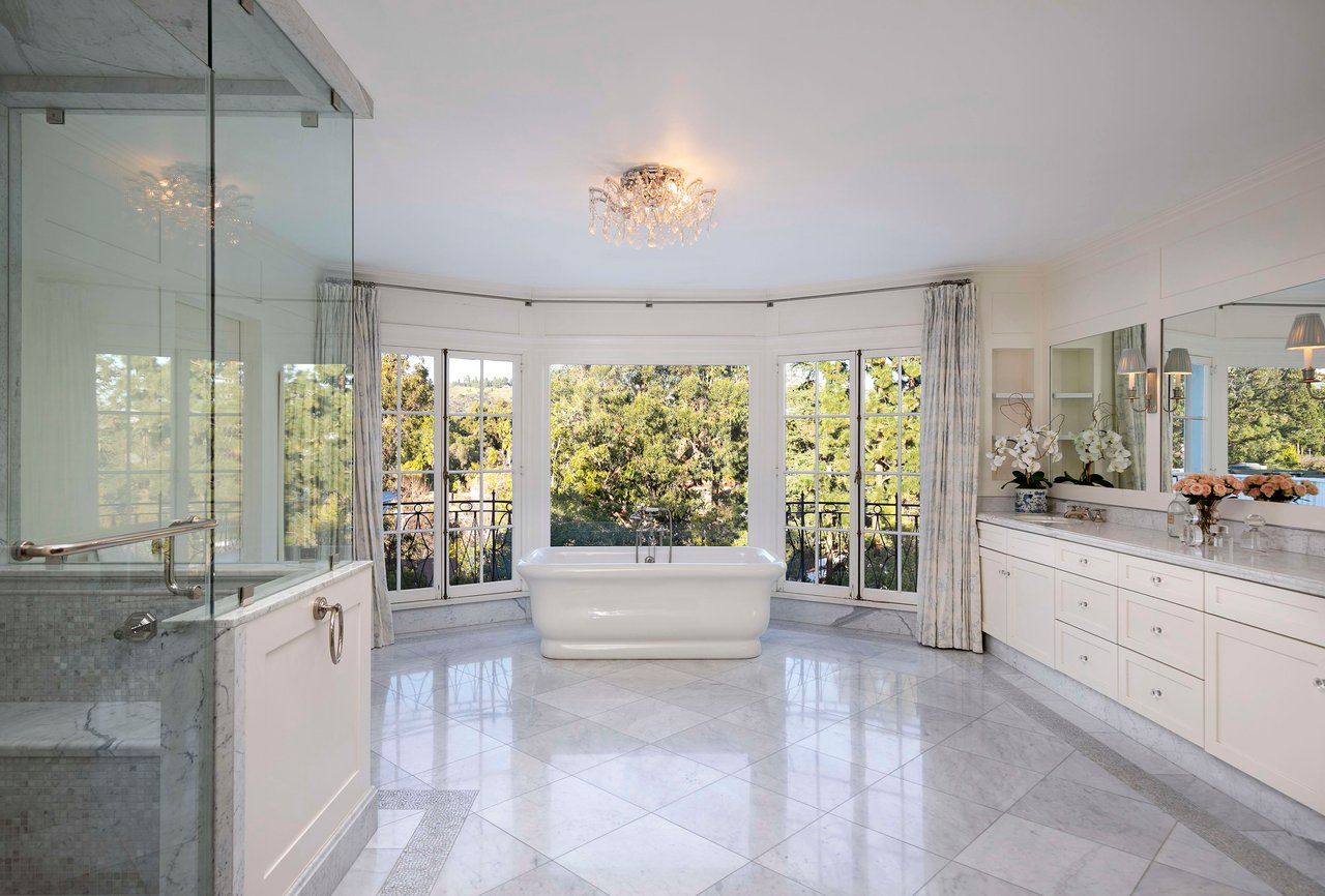 1006 N Crescent Dr, beverly hills