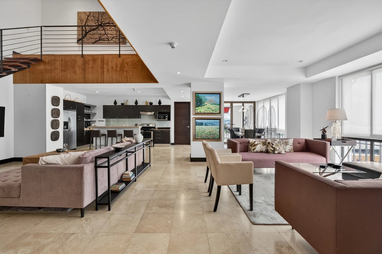 Cathedral Ceiling Luxury Penthouse, Escazu, San Jose